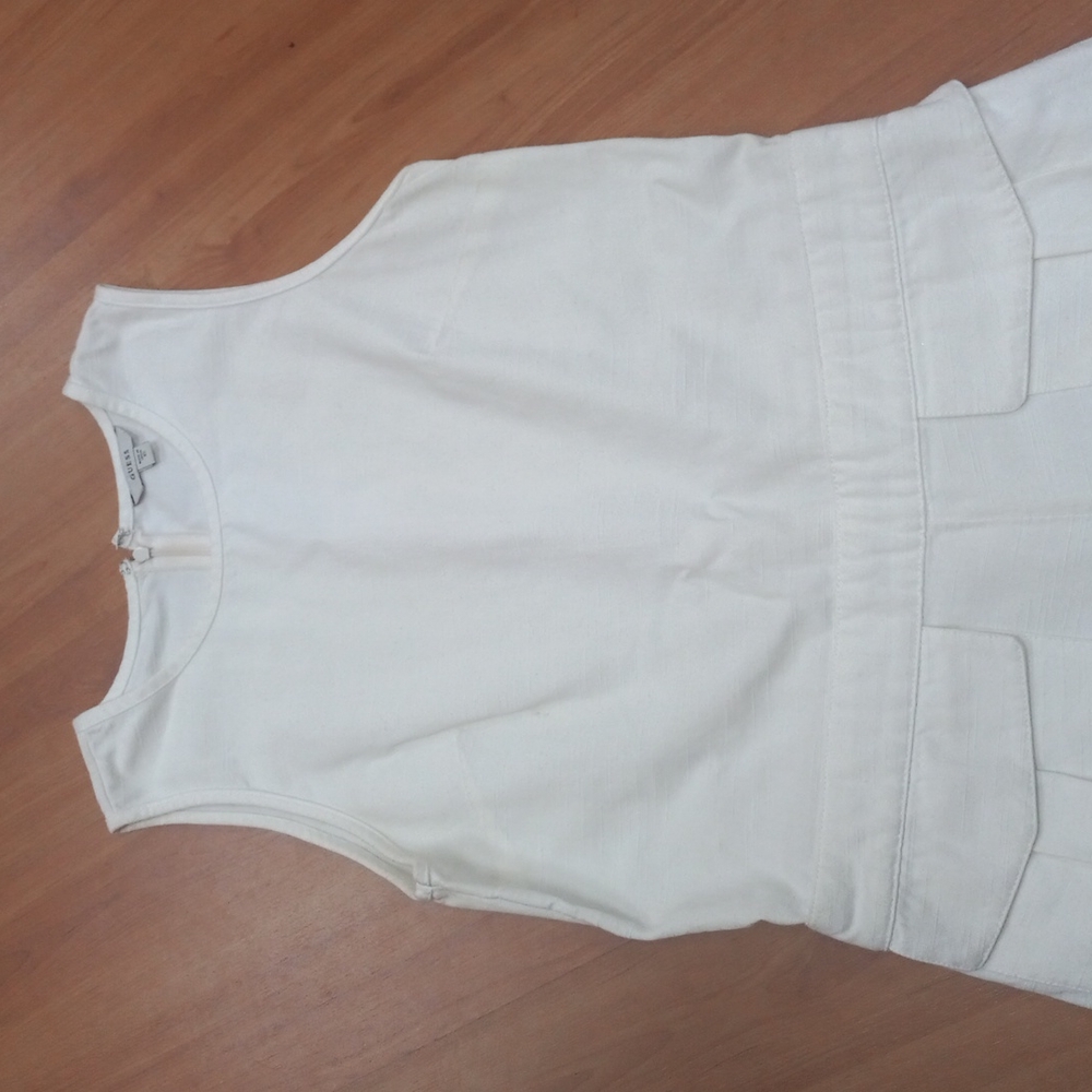 Guess jumper... - Picture 5 of 7